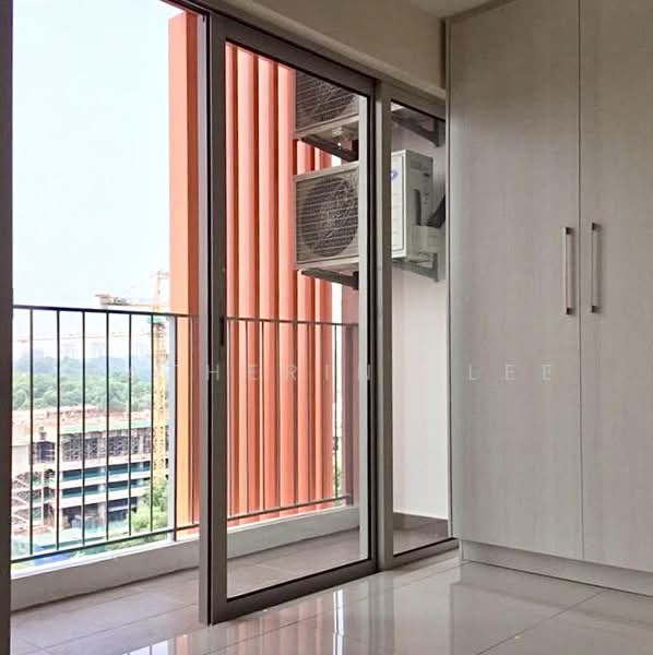 Kediaman Servis untuk Disewa di Suria Jelutong - Katherine Lee - Balcony - PropertyGuru.com.my