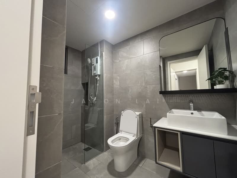 Kediaman Servis untuk Disewa di D'Ivo - Jason Lai - Bathroom - PropertyGuru.com.my
