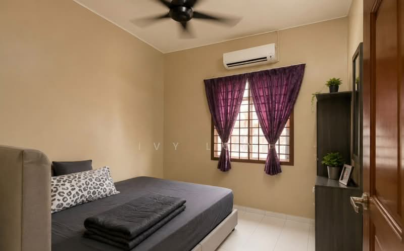 1-storey Terraced House for Rent in Taman Pulai Indah (Johor Bahru) - Ivy Low - Bedroom - PropertyGuru.com.my