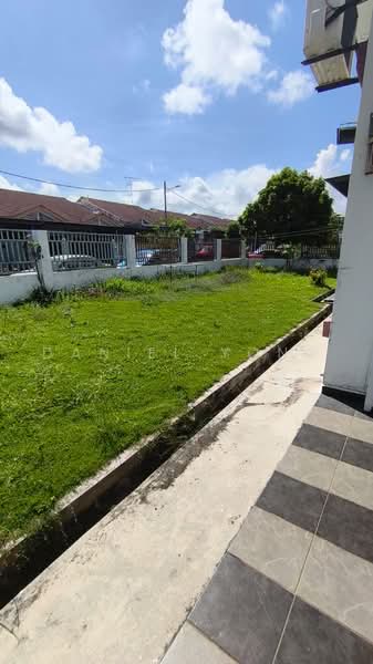 1-storey Terraced House for Sale in Bandar Putra (Kulai) - Daniel Yong - Exterior - PropertyGuru.com.my