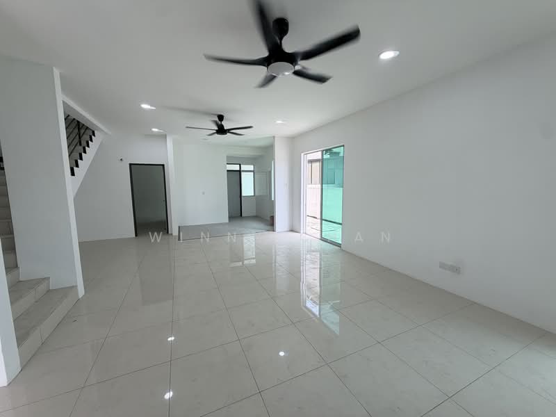 Rumah Berkembar untuk Dijual di Panorama Lapangan Perdana (Ipoh) - Winny Chan - Living Room - PropertyGuru.com.my