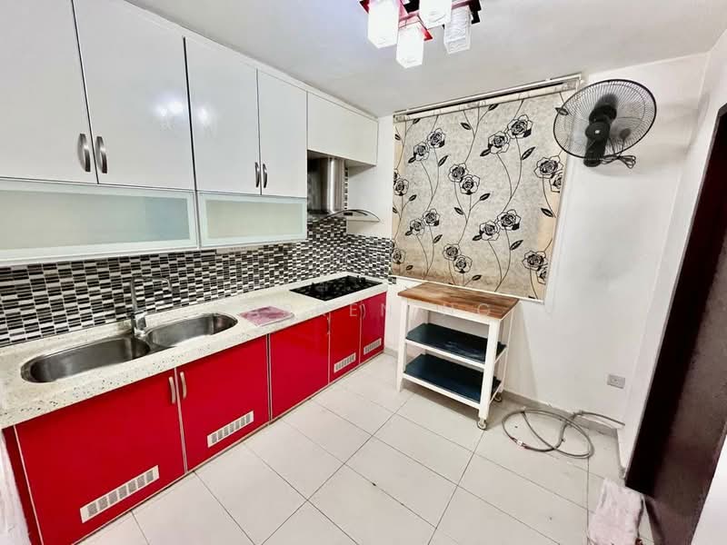 Rumah Teres 2.5 Tingkat untuk Dijual di Subang Jaya (Selangor) - Darren Ng - Kitchen - PropertyGuru.com.my