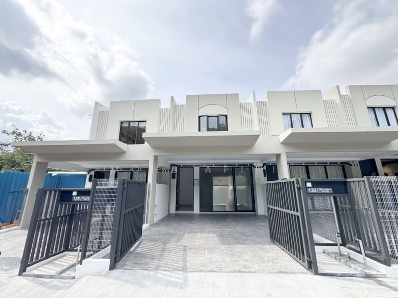 2-storey Terraced House for Sale in Selayang (Selangor) - Mohd Afifi - Exterior - PropertyGuru.com.my