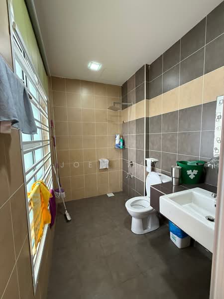 3-storey Terraced House for Sale in Bandar Seri Alam (Masai) - Joey Tay - Bathroom - PropertyGuru.com.my