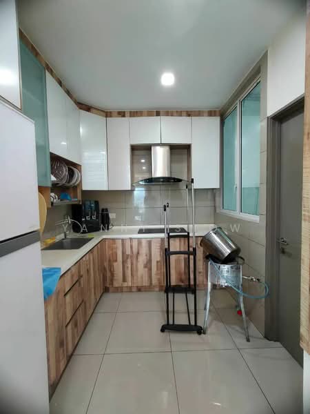 Service Residence for Sale at The Loft @ ZetaPark - Yanny Siow - Kitchen - PropertyGuru.com.my