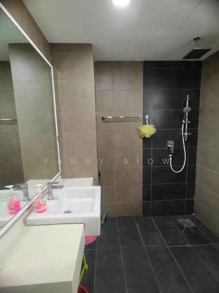 Service Residence for Sale at The Loft @ ZetaPark - Yanny Siow - Bathroom - PropertyGuru.com.my