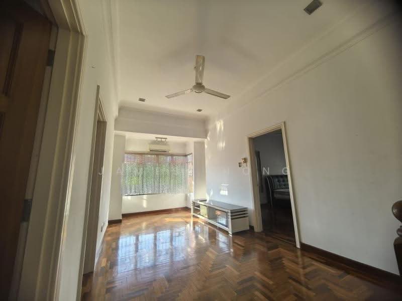 Rumah Teres untuk Dijual di Desa Sri Hartamas (Sri Hartamas) - James Thong - Living Room - PropertyGuru.com.my
