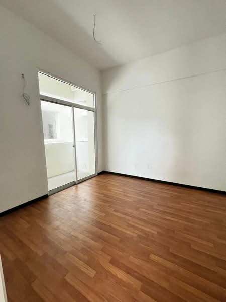 Kondominium untuk Dijual di Starhill Luxury Residence - Rain Yu - Bedroom 3 - PropertyGuru.com.my