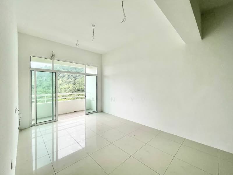 Kondominium untuk Dijual di Starhill Luxury Residence - Rain Yu - Living room - PropertyGuru.com.my