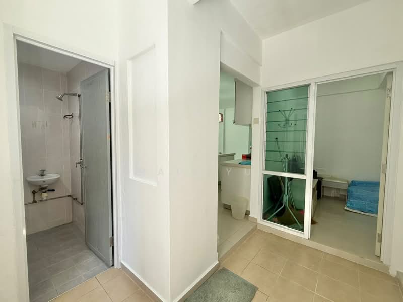 Condominium for Sale at The Uban Residence - Rain Yu - Yard - PropertyGuru.com.my