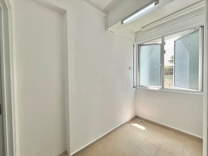 Condominium for Sale at The Uban Residence - Rain Yu - Yard - PropertyGuru.com.my