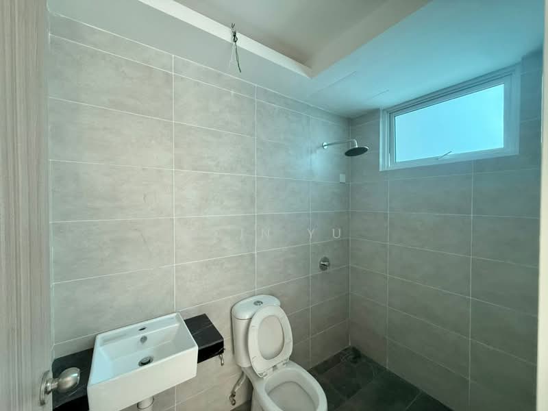 Condominium for Sale at QuayWest Residence - Rain Yu - Bathroom - PropertyGuru.com.my