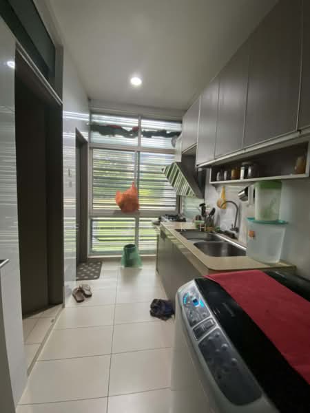 Rumah Bandar untuk Dijual di Shah Alam (Selangor) - Emily Kho - Kitchen - PropertyGuru.com.my