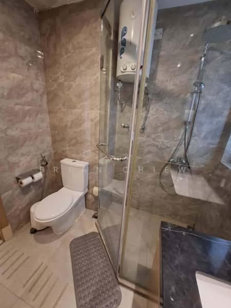 Service Residence for Sale at R&F Princess Cove Phase 1 - Bryan Chiew - Bathroom - PropertyGuru.com.my