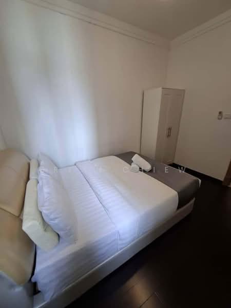 Service Residence for Sale at R&F Princess Cove Phase 1 - Bryan Chiew - Bedroom - PropertyGuru.com.my