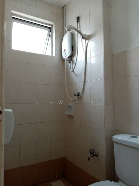 Apartment for Sale at Casa Subang - Liew F.A. - PropertyGuru.com.my