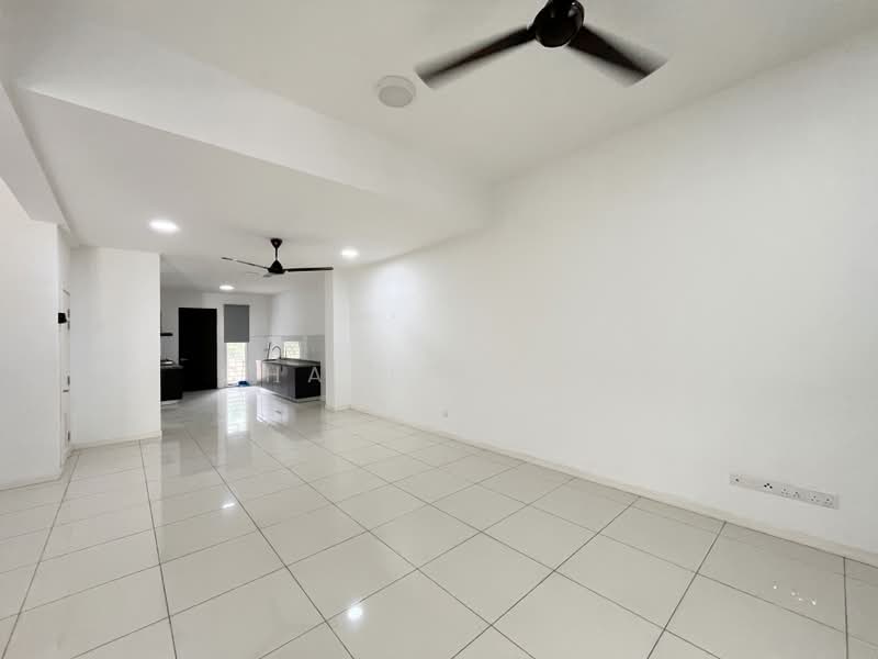 Rumah Teres untuk Disewa di Bandar Tropicana Aman (Telok Panglima Garang) - Charlie Gan - PropertyGuru.com.my