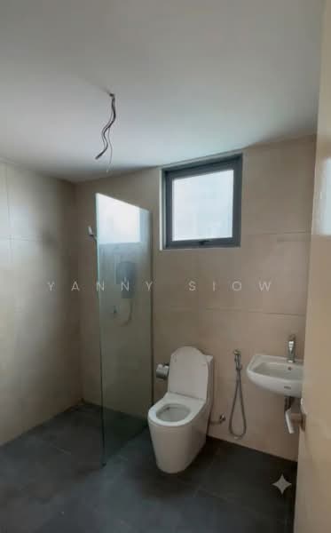 Servis Apartment untuk Dijual di East Parc @ Manjalara - Yanny Siow - Bathroom - PropertyGuru.com.my