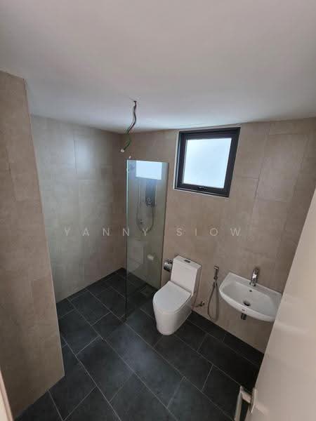 Service Residence for Sale at East Parc @ Manjalara - Yanny Siow - Bathroom - PropertyGuru.com.my