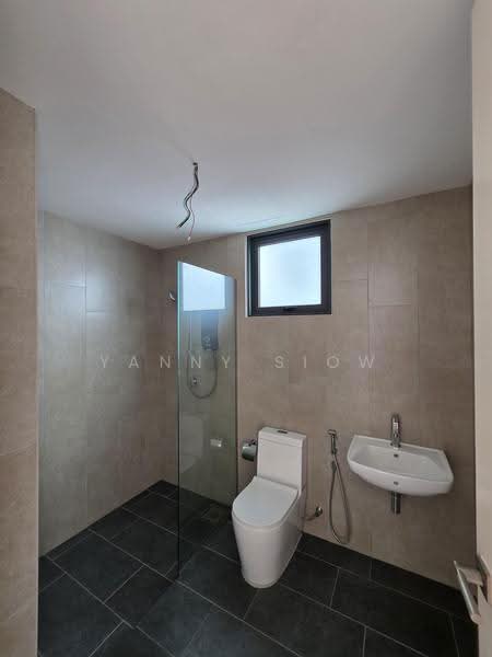 Service Residence for Sale at East Parc @ Manjalara - Yanny Siow - Bathroom - PropertyGuru.com.my