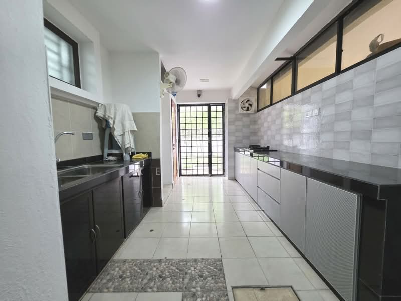Semi-Detached House for Sale in Damai Gayana (Cheras) - Ken Lew - Kitchen - PropertyGuru.com.my