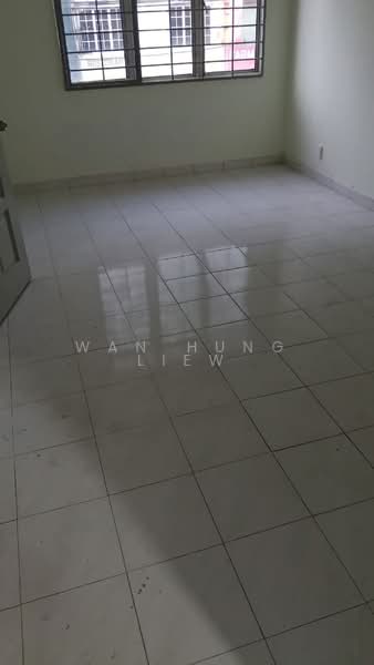 Kedai untuk Disewa di Salak Selatan (Kuala Lumpur) - Wan Hung Liew - Interior - PropertyGuru.com.my