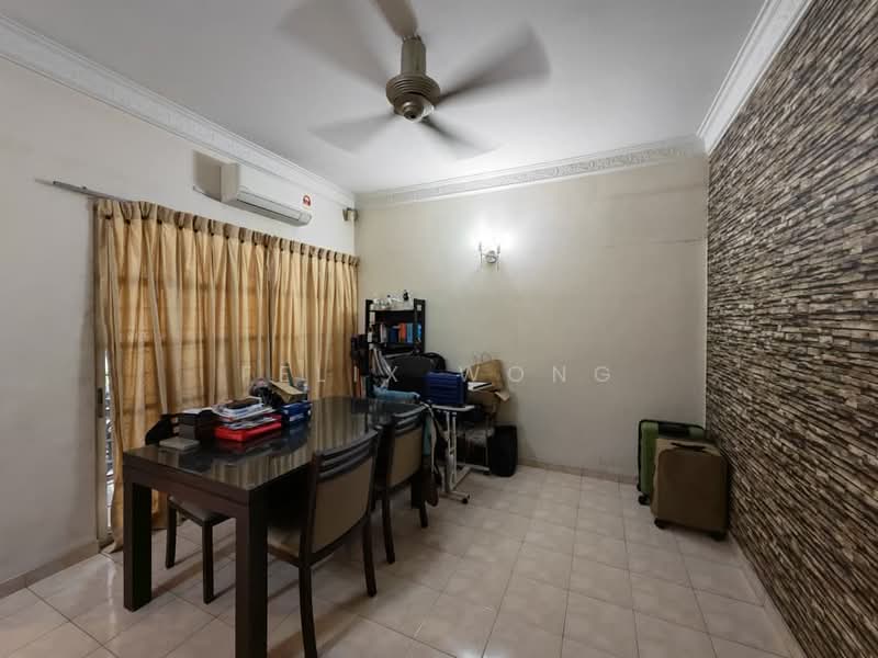 2-storey Terraced House for Sale in TAMAN PUCHONG UTAMA (Puchong) - Felix Wong - Dining Room - PropertyGuru.com.my