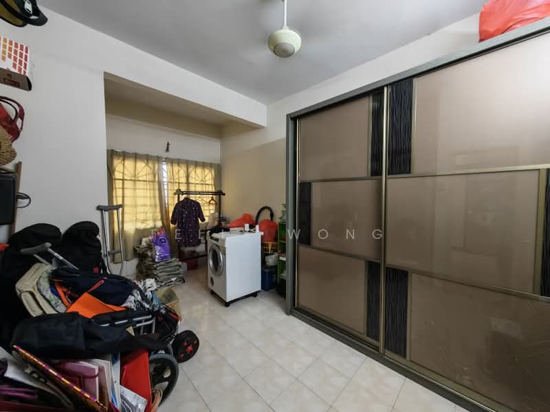 2-storey Terraced House for Sale in TAMAN PUCHONG UTAMA (Puchong) - Felix Wong - Bedroom - PropertyGuru.com.my