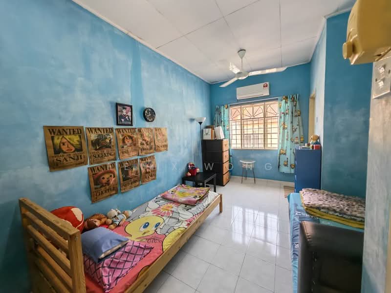 2-storey Terraced House for Sale in TAMAN PUCHONG UTAMA (Puchong) - Felix Wong - Bedroom - PropertyGuru.com.my