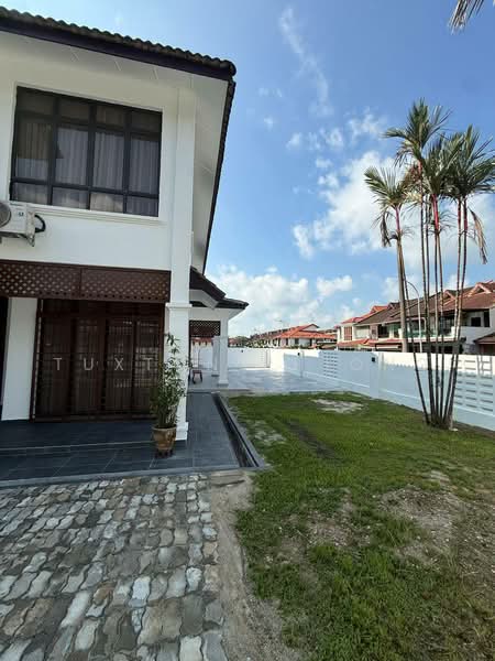 2-storey Terraced House for Rent in Taman Perling (Perling) - Tuxton Phiong - Exterior - PropertyGuru.com.my