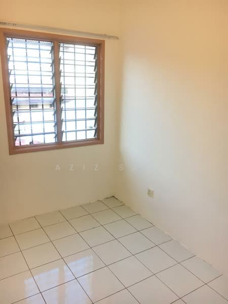 Rumah Teres 2-Tingkat untuk Dijual di Taman Impian Indah (Sungai Buloh) - Aziz Saad - Interior - PropertyGuru.com.my