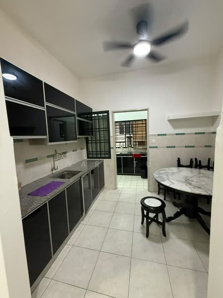 Rumah Teres 2 Tingkat untuk Disewa di Johor Bahru (Johor) - Gary Tu - Kitchen - PropertyGuru.com.my