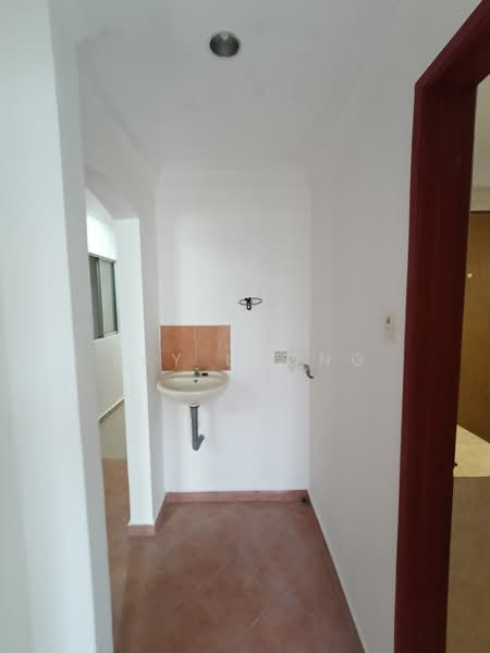 1-storey Terraced House for Sale in Kelana Jaya (Petaling Jaya) - Sky Loong - Bathroom - PropertyGuru.com.my