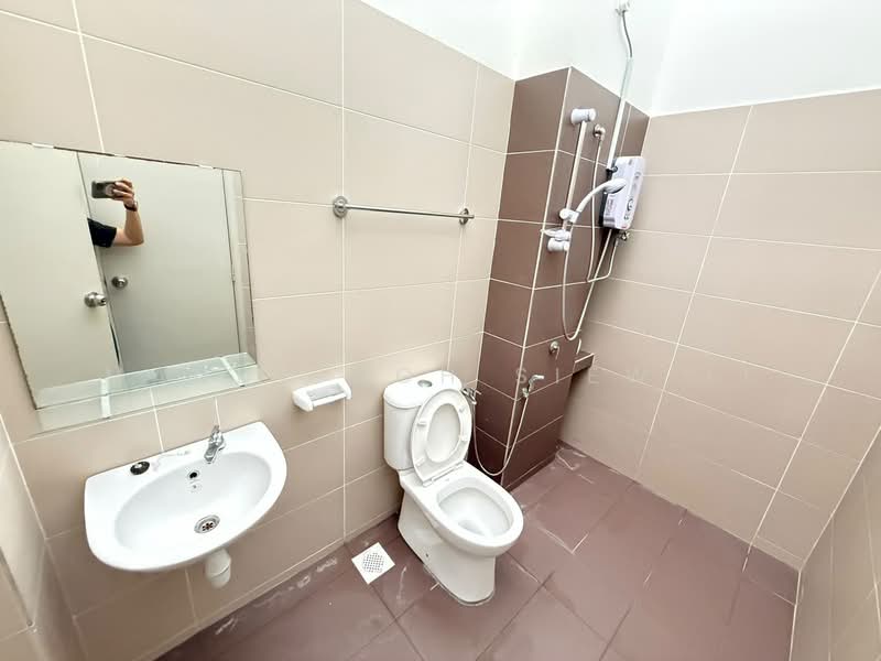 Rumah Teres 2-Tingkat untuk Disewa di Bandar Penawar (Kota Tinggi) - Mandy Goh Siew Li - Bathroom - PropertyGuru.com.my