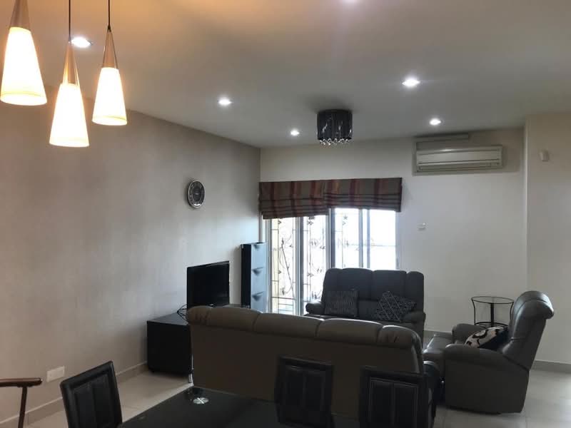 Servis Apartment untuk Dijual di Impian Meridian - Sam Fong - Living Room - PropertyGuru.com.my