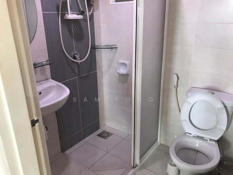 Servis Apartment untuk Dijual di Impian Meridian - Sam Fong - Bathroom - PropertyGuru.com.my