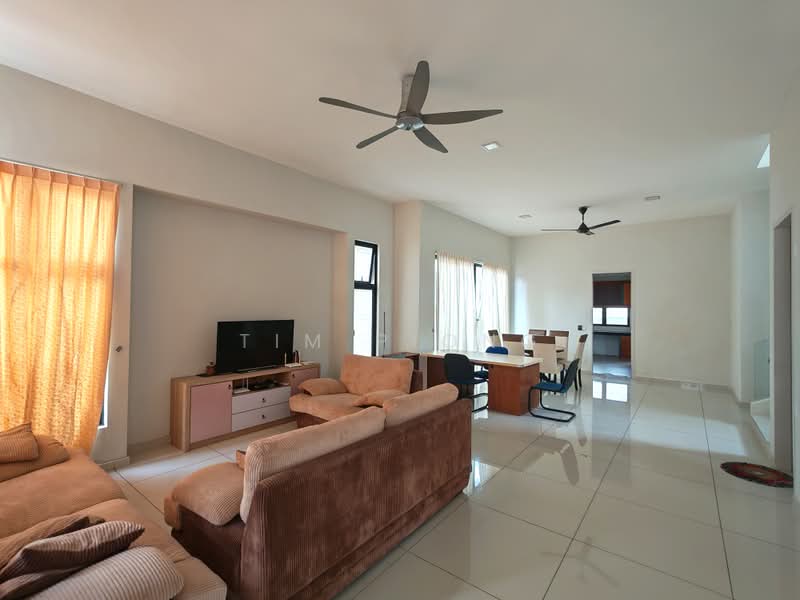 Bungalow House untuk Dijual di Taman Satu Krubong (Krubong) - Tim Piong - Living Room - PropertyGuru.com.my