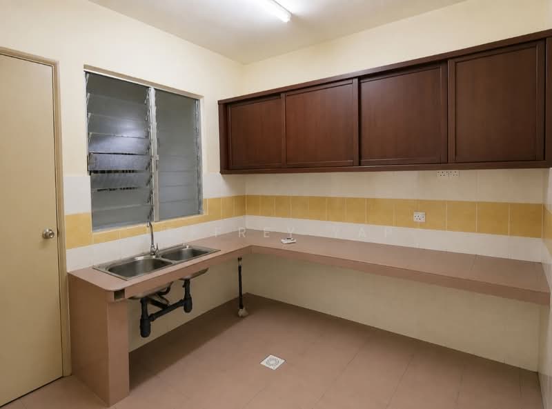 Pangsapuri untuk Disewa di Prima Tiara 1 - Jeffrey Yap - Kitchen - PropertyGuru.com.my