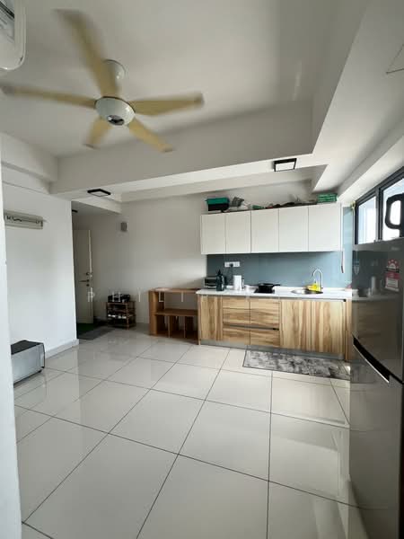 Servis Apartment untuk Dijual di Avenue D'Vogue - Philip Koh - Kitchen - PropertyGuru.com.my