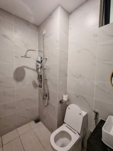Servis Apartment untuk Disewa di Space Residency - Tuxton Phiong - Bathroom - PropertyGuru.com.my