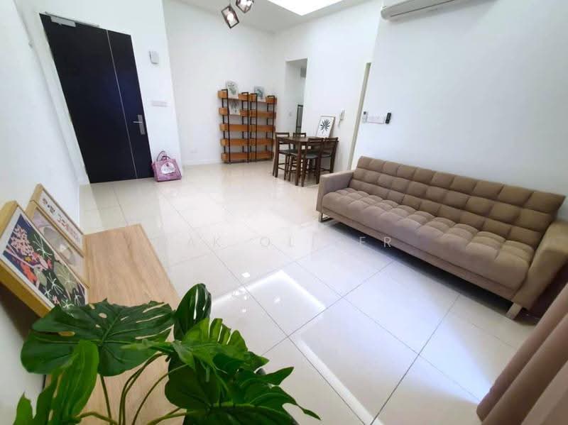 Kediaman Servis untuk Disewa di Skyluxe On The Park Bukit Jalil - Mak Oliver - Living Room - PropertyGuru.com.my