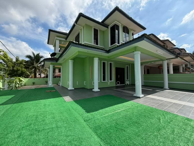 Rumah Teres 2-Tingkat untuk Dijual di Bandar Seri Alam (Masai) - Daniel Yong - Exterior - PropertyGuru.com.my