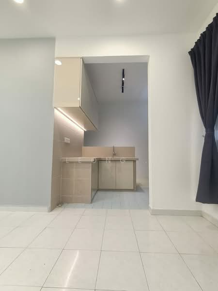 Condominium for Sale at Bukit Saujana - Leong . - Kitchen - PropertyGuru.com.my