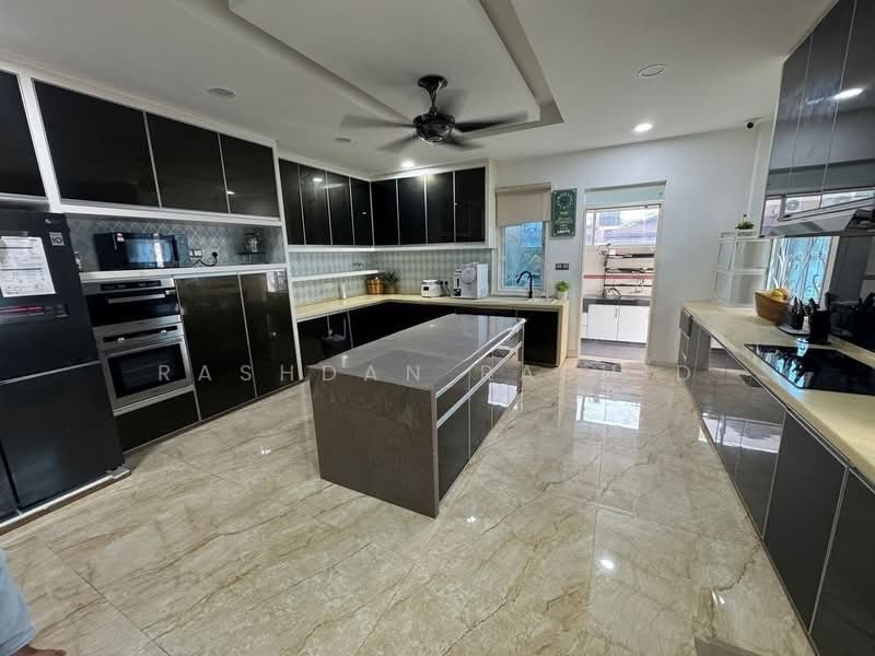 Bungalow for Rent in Taman Ampang Utama (Ampang) - Rashdan Rashid - PropertyGuru.com.my