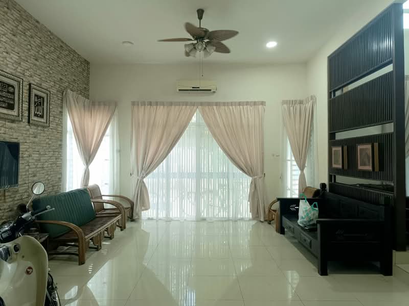 Bungalow House untuk Dijual di Bertam Perdana 2 (Kepala Batas) - Aswad . - Living Room - PropertyGuru.com.my