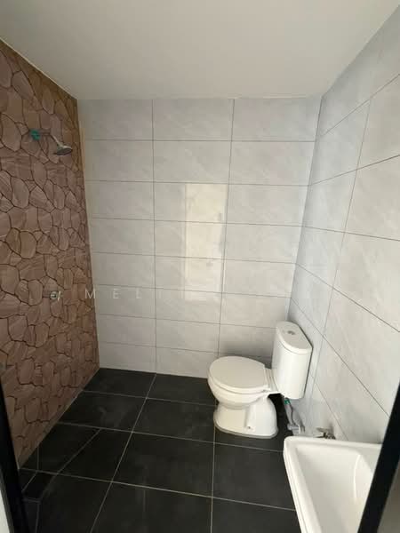 Bungalow for Sale in Larkin (Johor Bahru) - Melinda Ee - Bathroom - PropertyGuru.com.my