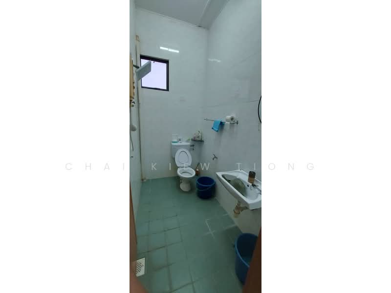 Rumah Teres 2-Tingkat untuk Disewa di Air Putih (Kuantan) - Chai Kiew Tiong - Bathroom - PropertyGuru.com.my