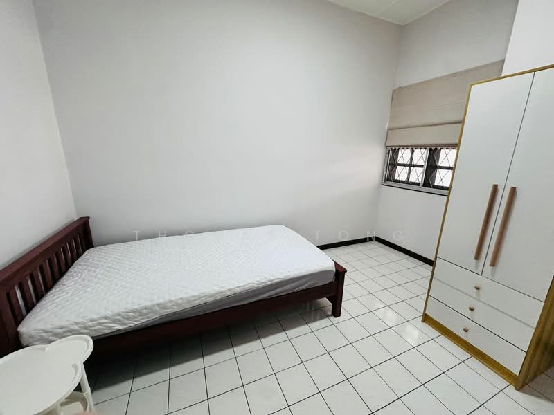 1-storey Terraced House for Rent in Tabuan Heights (Kuching) - Thomas Tong - Bedroom - PropertyGuru.com.my