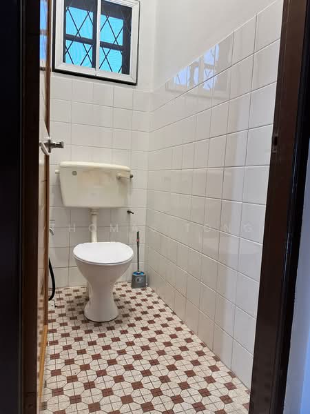 1-storey Terraced House for Rent in Tabuan Heights (Kuching) - Thomas Tong - Bathroom - PropertyGuru.com.my