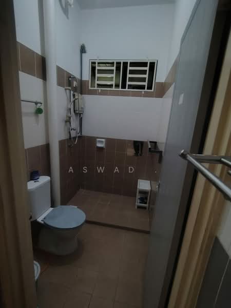 Rumah Berkembar untuk Dijual di Bandar Putra Bertam (Kepala Batas) - Aswad . - Bathroom - PropertyGuru.com.my